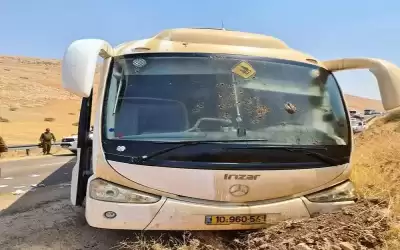 إصابات باطلاق نار على حافلة لجيش