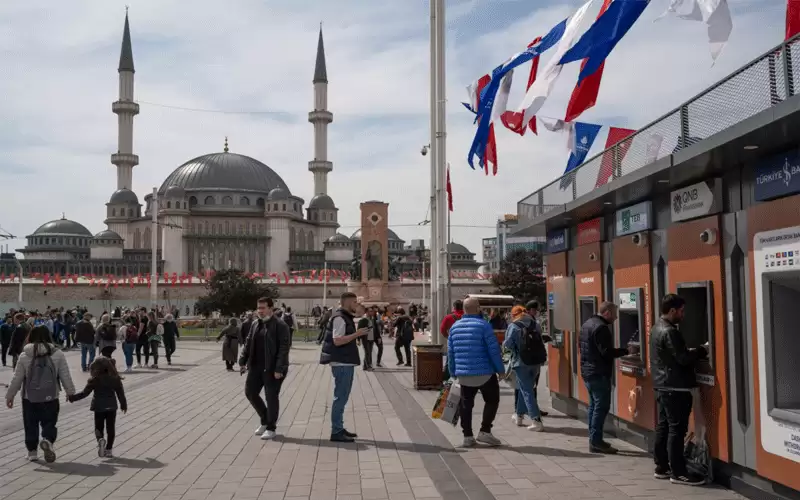 تركيا تتوقع ارتفاع التضخم إلى 65%