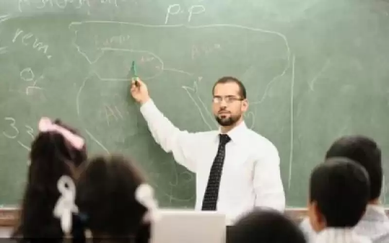 الإعلان عن تعيين معلمين بمدارس جنوب