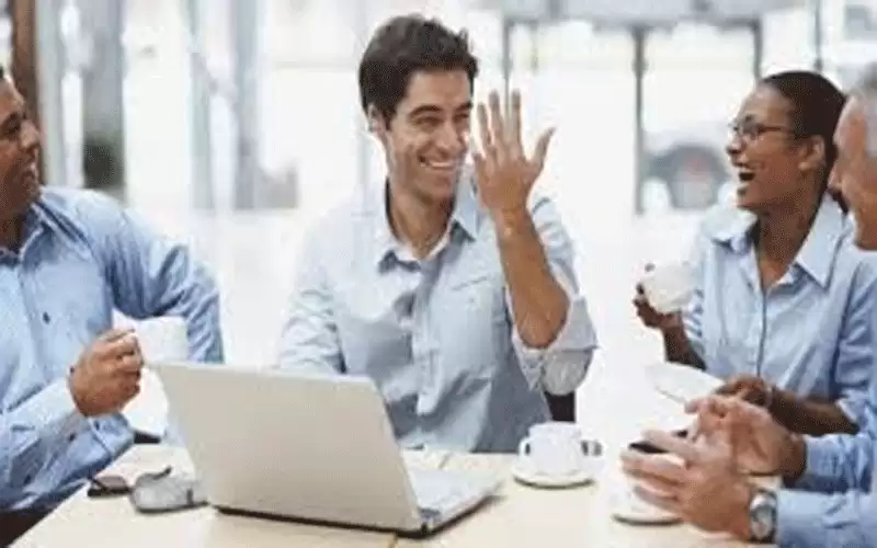 الاستراحات خلال العمل تساعد الموظف وصاحب