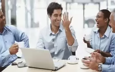 الاستراحات خلال العمل تساعد الموظف وصاحب