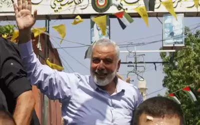 هنية يصل موسكو على رأس وفد