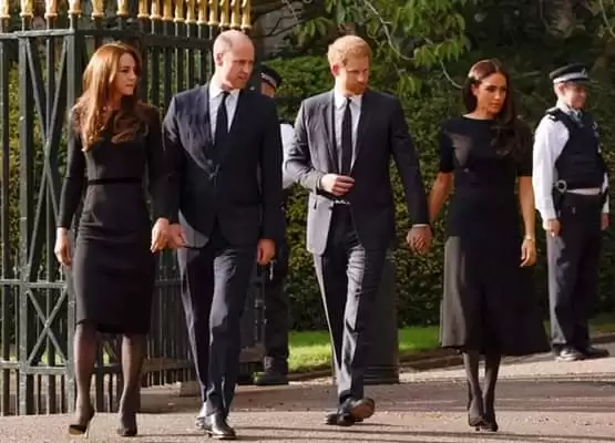 ميغان ماركل تعود للقصر بعد وفاة