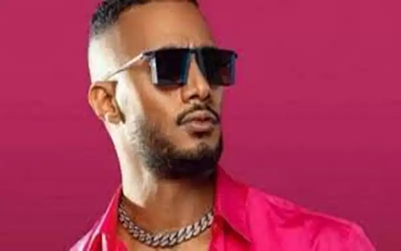 محمد رمضان يؤجل اغنيته بسبب وفاة