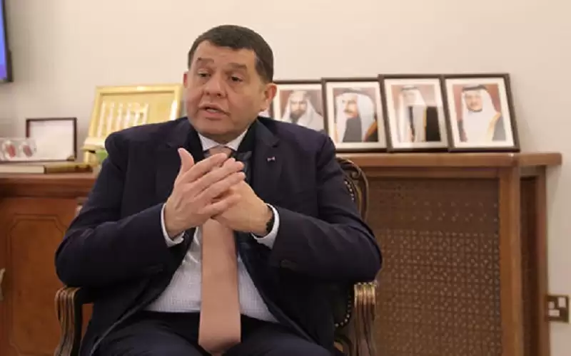 وزير العمل: لا يوجد ثقافة عيب