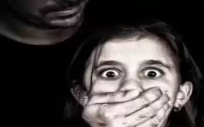 تفاصيل هتك حارس عمارة عرض فتاة