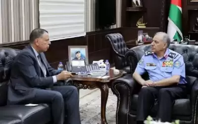 وزير الداخلية يزور مديرية الأمن العام