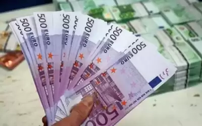ارتفاع اليورو ليلامس أعلى مستوى في