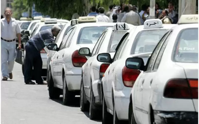 مجموعات”واتساب” لاستقطاب الركاب في أربد