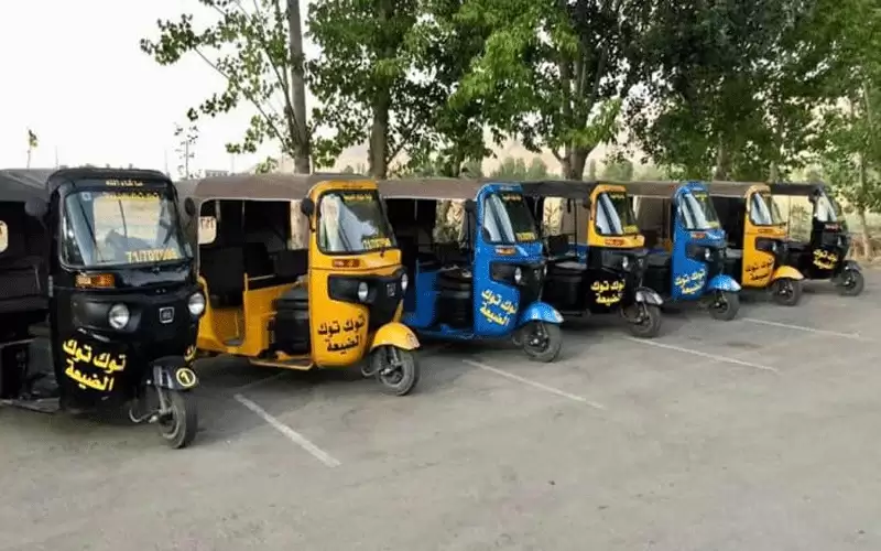السيارة للميسورين .. . والتوك توك