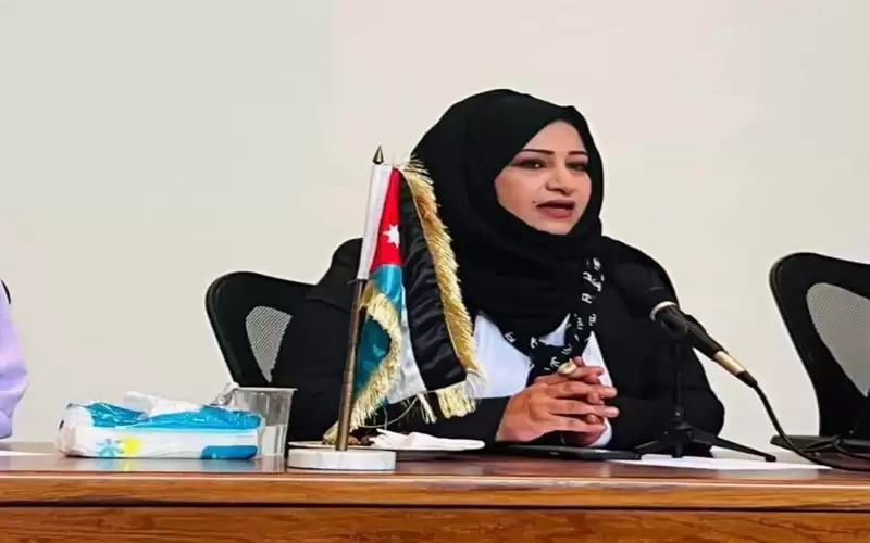 الزميلة عواطف الحجايا.. مبارك امتياز الدكتوراة