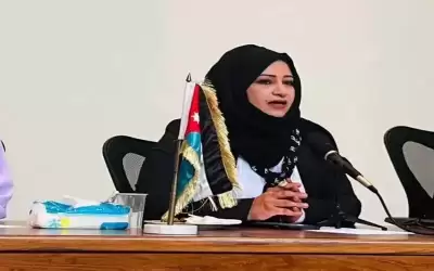 الزميلة عواطف الحجايا.. مبارك امتياز الدكتوراة