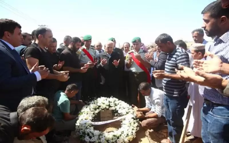 مندوبا عن الملك .. العيسوي يشارك