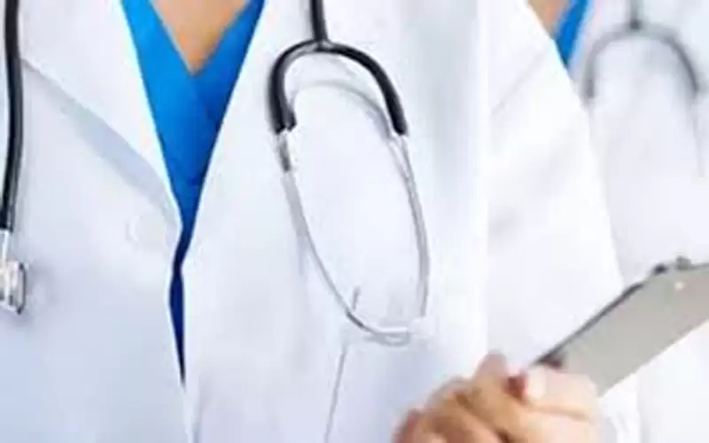 2500 طبيب عاطل عن العمل في