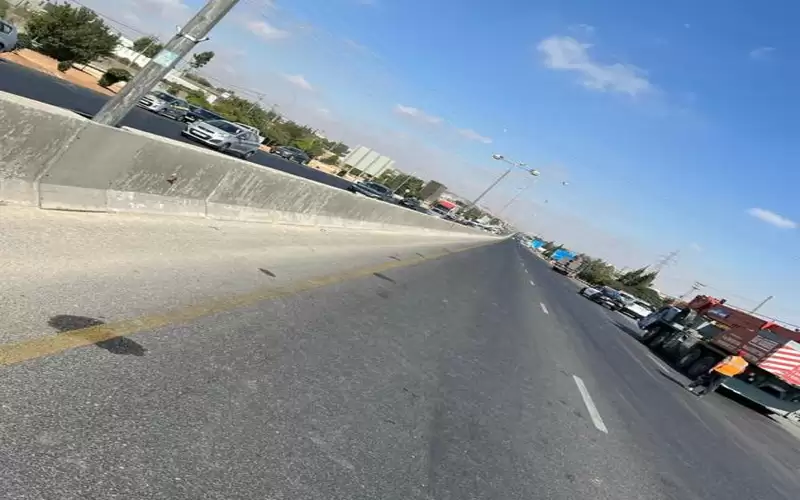 إعادة فتح طريق المطار بالاتجاهين بعد