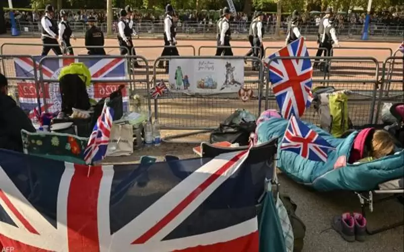 آلاف يخيمون في شوارع لندن من