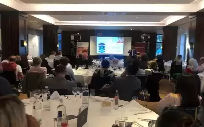 هيئة تنشيط السياحة والملكية يعقدان 3