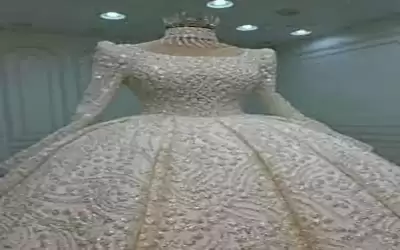 فستانا زفاف يثيران الجدل في الطفيلة