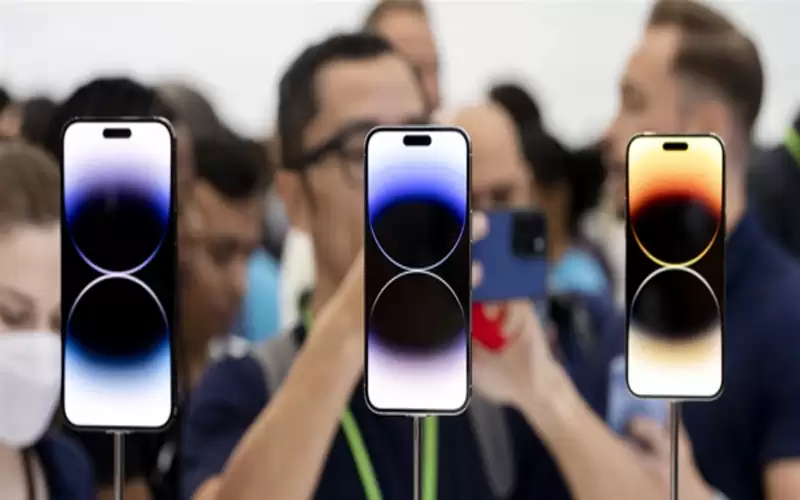 الكاميرا تهتز.. مستخدمون يشتكون من مشاكل