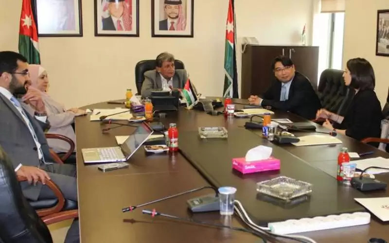 عزايزة: قطاع النقل في الأردن واعد