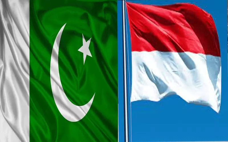 شخصية إندونيسية ووفد باكستاني يزوران الاحتلال