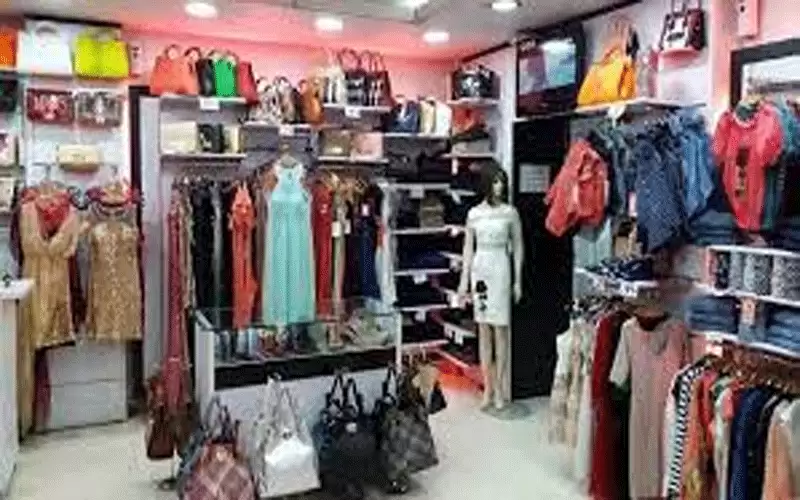سوق الألبسة يدخل الموسم الشتوي متشتائما