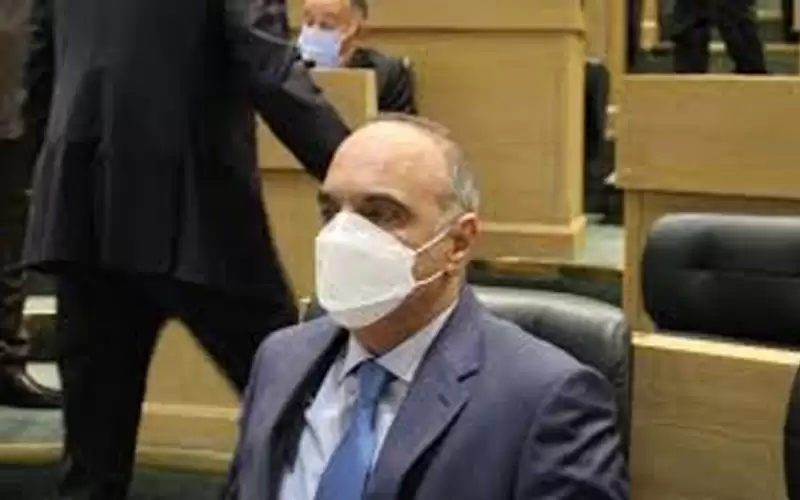 الخصاونة يعمم: الاستجابة لطلبات مكافحة الفساد