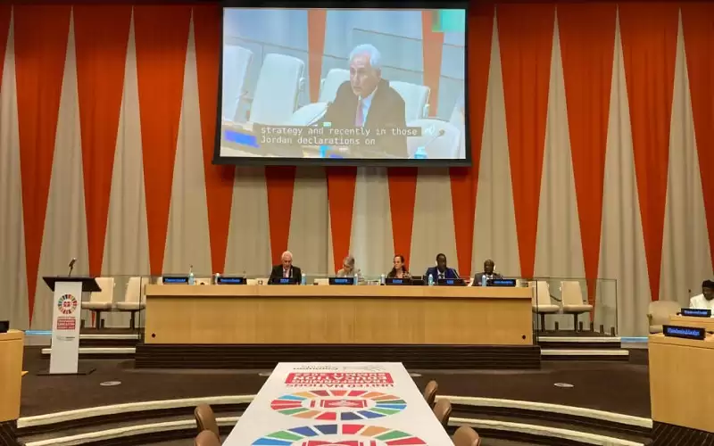 عويس: توفير بيئات تعليمية آمنة أولوية