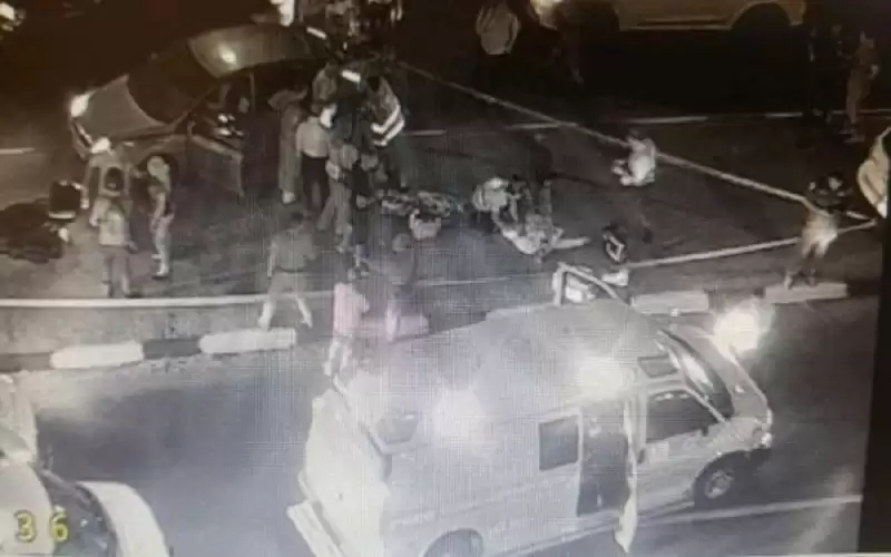 إصابة 5 مستوطنين بعملية طعن في