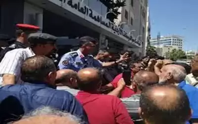 متقاعدو الفوسفات يطالبون التحقيق بمقال الكاتب