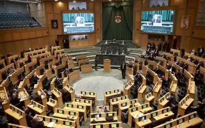 توقع إرجاء “عادية الأمة” حتى تشرين