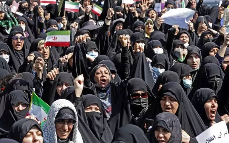 السلطة القضائية في إيران تدعو إلى