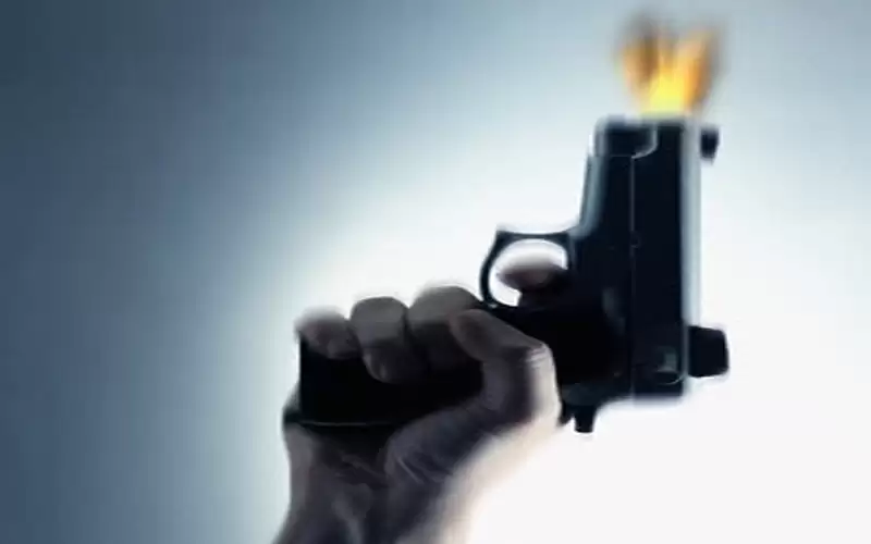 وفاة طفل بعيار ناري خطأ في