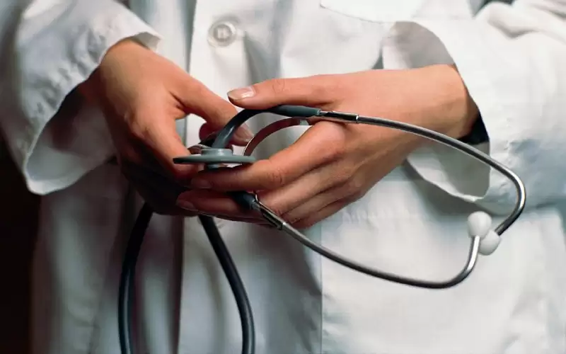الأردن.. ممرضة تفقد عملها بسبب الجلباب