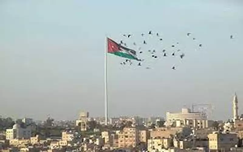 انخفاض على الحرارة وأجواء خريفية معتدلة