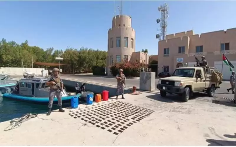 احباط تهريب كمية مخدرات كبيرة عبر