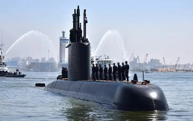 فساد الغواصاتإدانة لوزير إسرائيلي