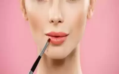 نفخ الشفاه بطرق طبيعية