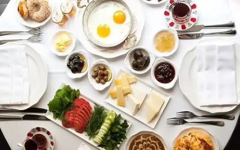 ما الفطور المناسب بعد تجاوز سن