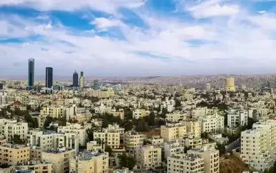 أجواء لطيفة نهارا وباردة ليلا في