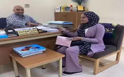 الطالبة ذكى الحراحشة تستكمل الإجراءات
