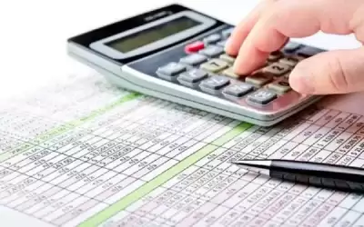الحكومة تنشر مسودة معدل الإقرارات الضريبية