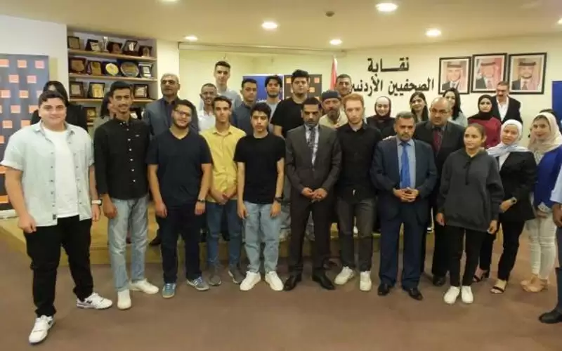 بالصور.. نقابة الصحفيين تكرم أبناء الزملاء