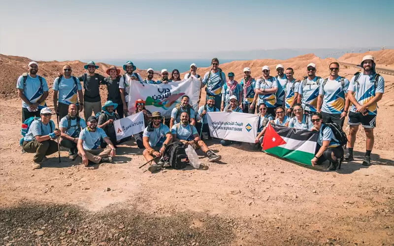 البنك الأردني الكويتي أول بنك ومؤسسة