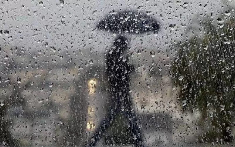 فرصة محدودة لزخات مطرية الاحد