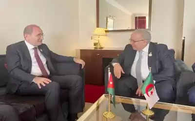 الصفدي إلى الجزائر لبحث تحضيرات القمة