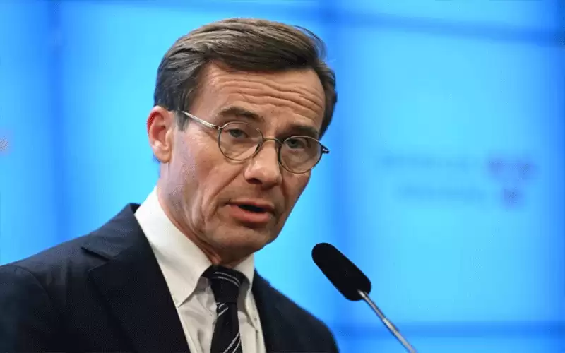 أولف كريسترسون.. . يميني متطرف رئيسا