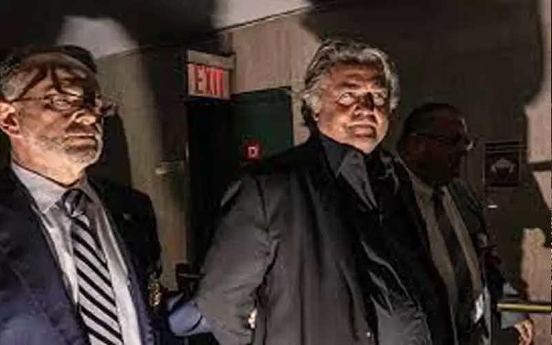 الادعاء الأمريكي يطلب حبس مستشار ترامب