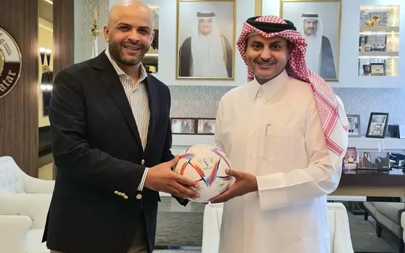 الفنان الأردني سعد ابو تايه يهدي