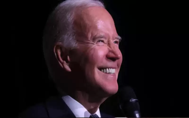 بايدن يعلن نيته الترشح لولاية جديدة